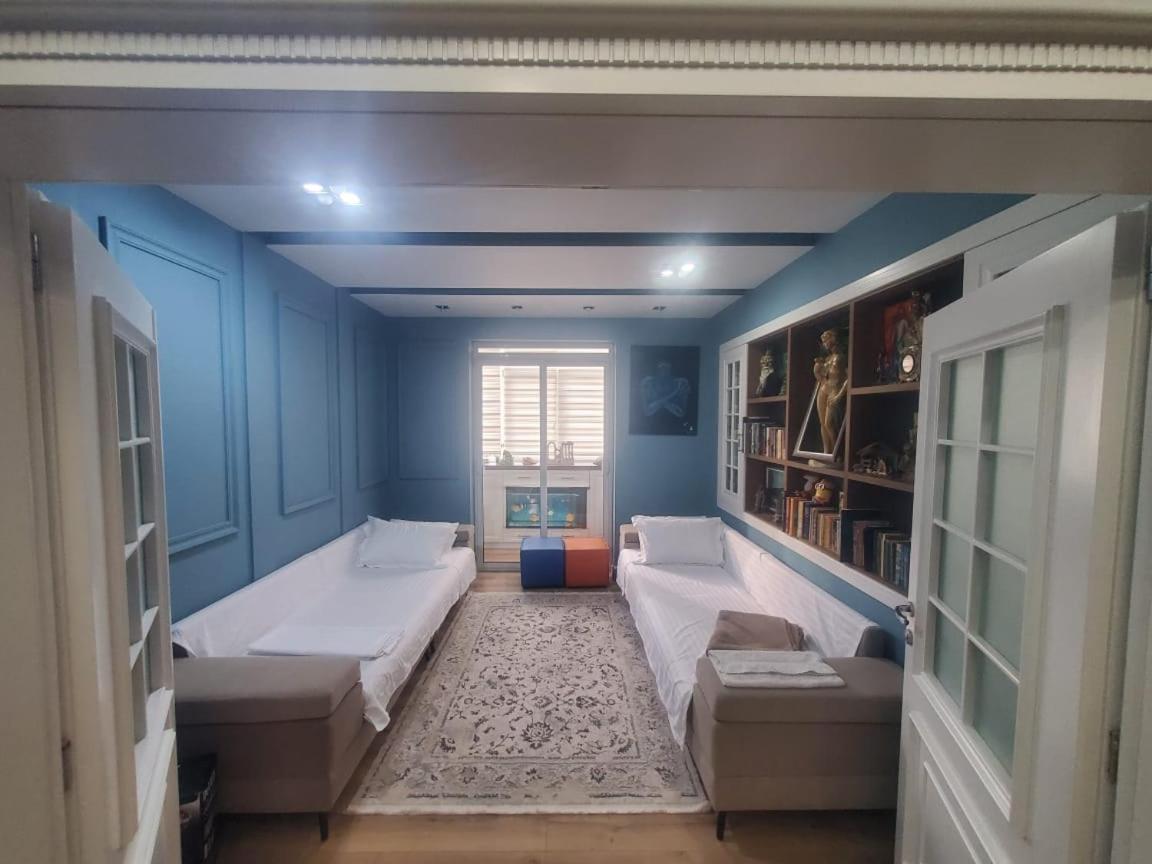 Apartamenti8 Korca Esterno foto