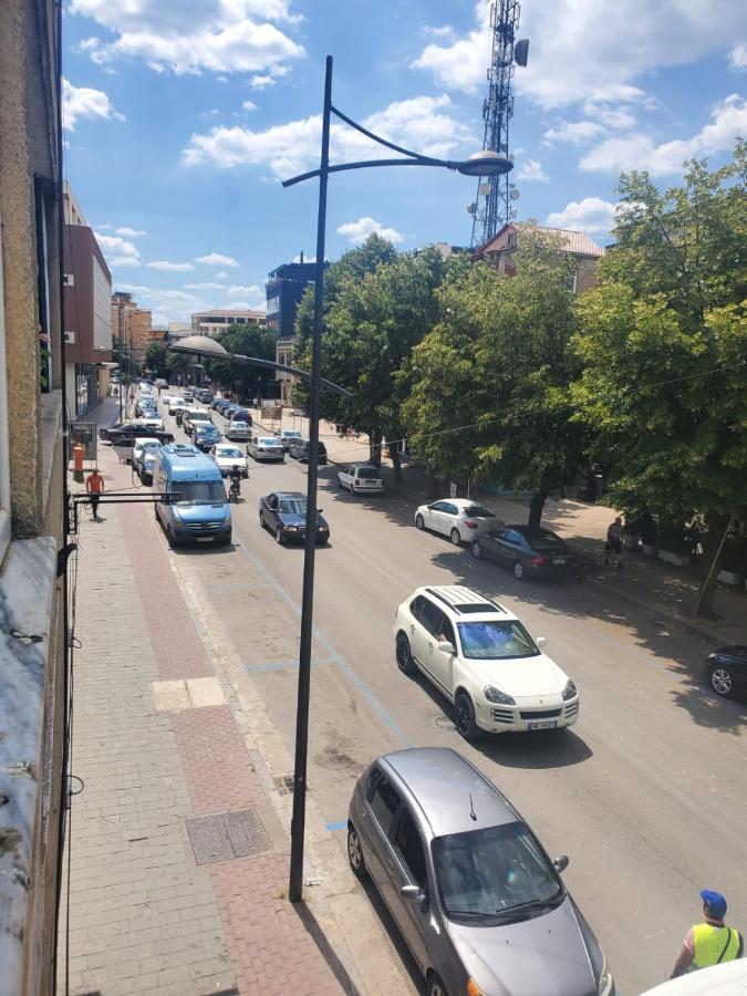 Apartamenti8 Korca Esterno foto